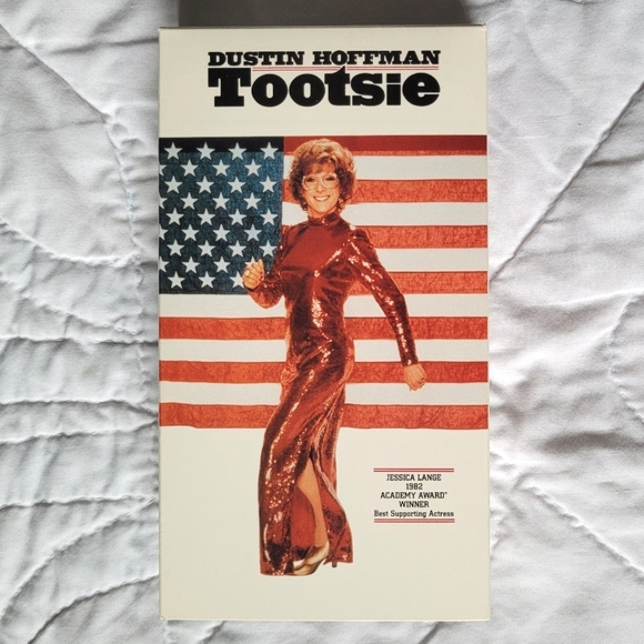 2/$15 🌼 Tootsie VHS - Picture 1 of 5